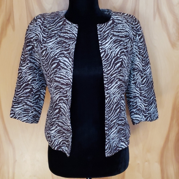 Neiman Marcus Jackets & Blazers - Neiman Marcus Silk & Wool Blazer